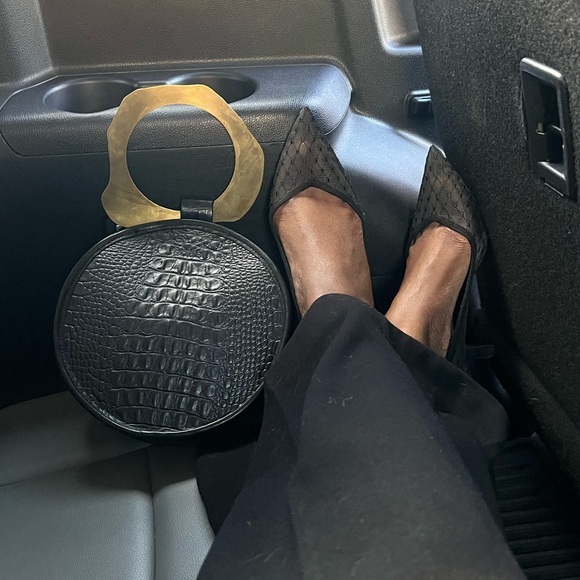 Meet your Posher, Jasmine - Picture 3 of 9